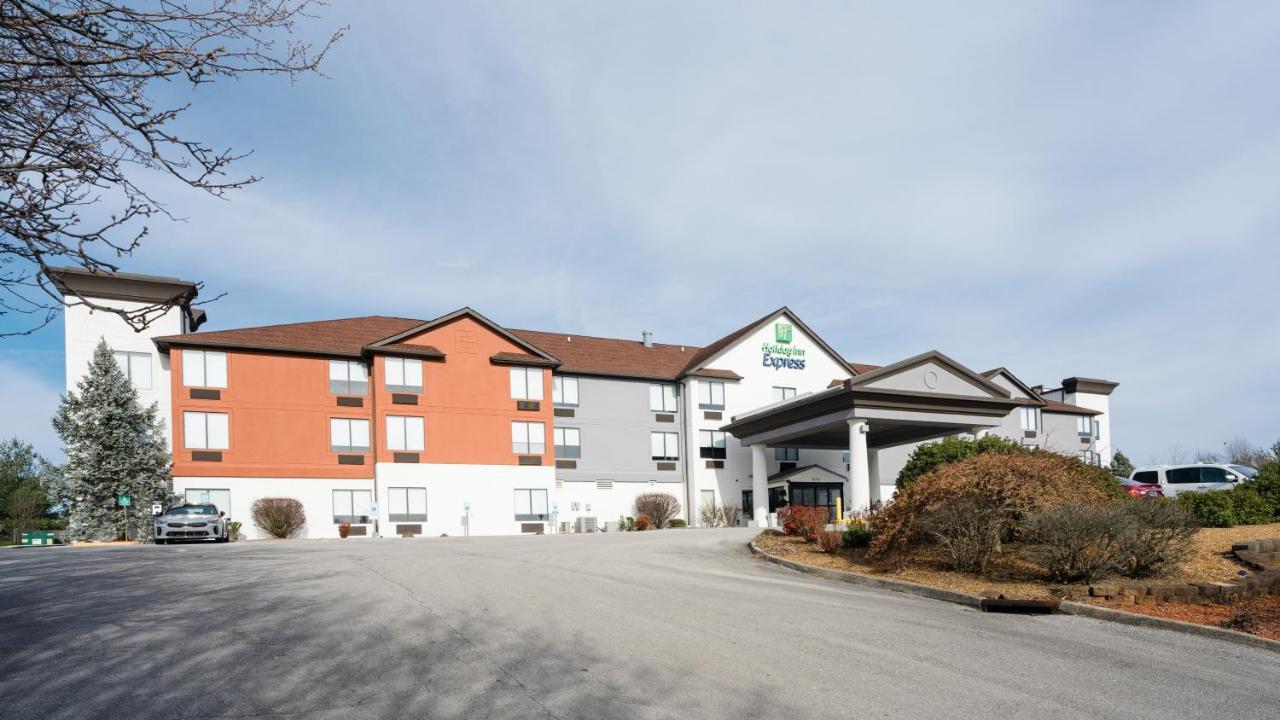 Holiday Inn Express Hotel & Suites Knoxville-North-I-75 Exit 112, An Ihg Hotel Exterior photo